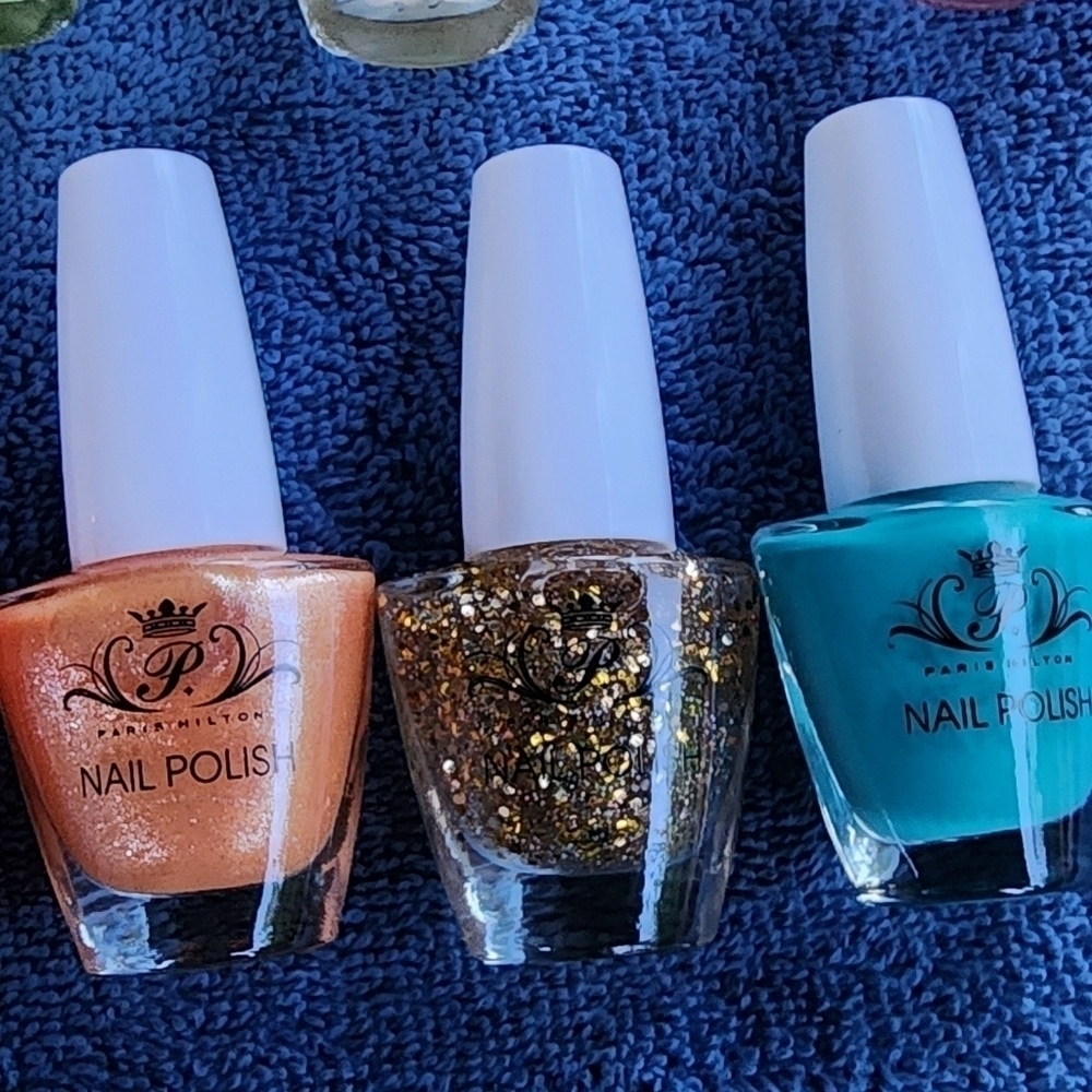 Lot of Paris Hilton Nail Color  New - Picture 3 of 7
